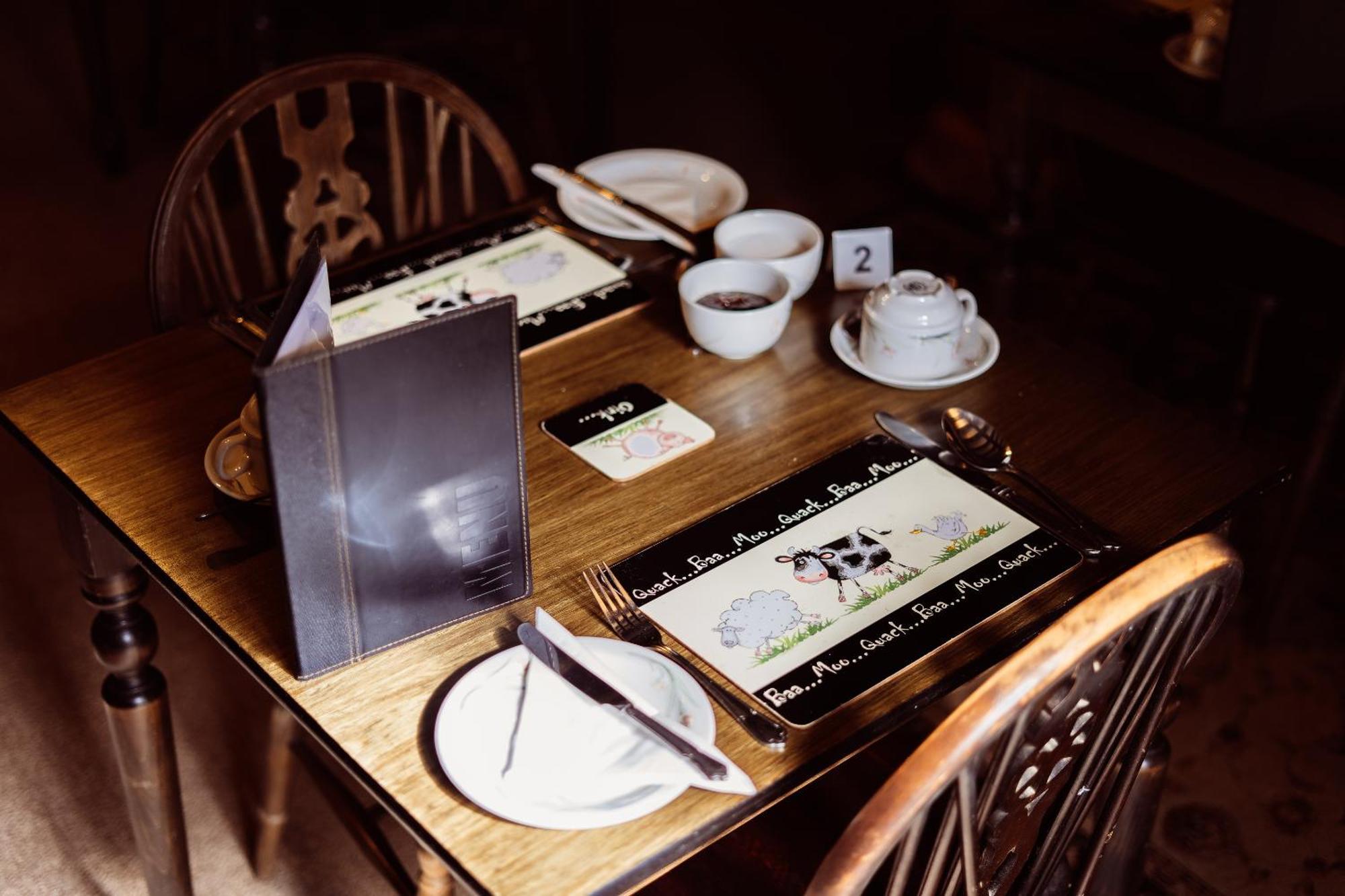 ยอลแลนด์ ฟาร์มเฮ้าส์ Bed & Breakfast ทอนทัน ภายนอก รูปภาพ