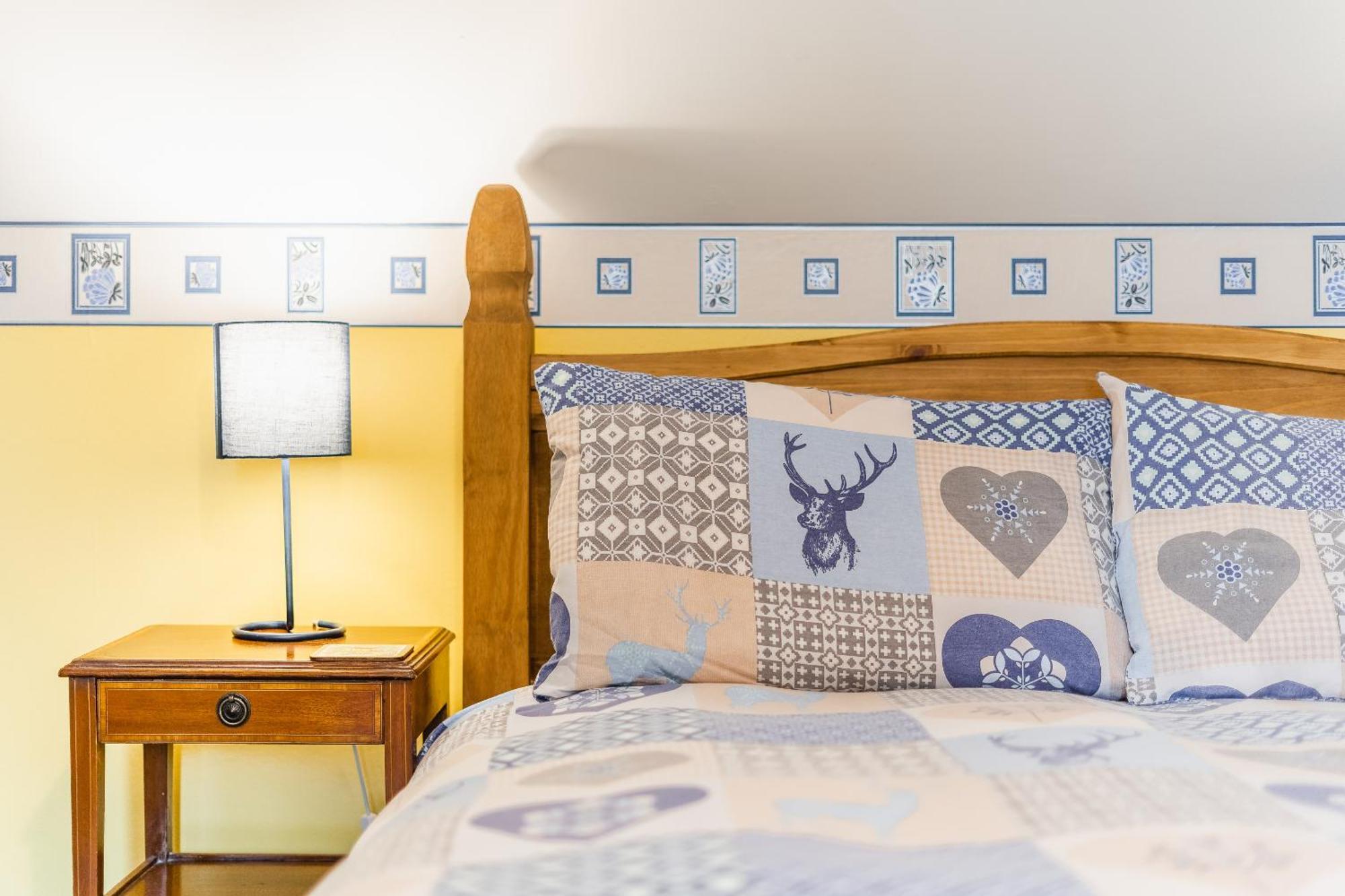 ยอลแลนด์ ฟาร์มเฮ้าส์ Bed & Breakfast ทอนทัน ห้อง รูปภาพ