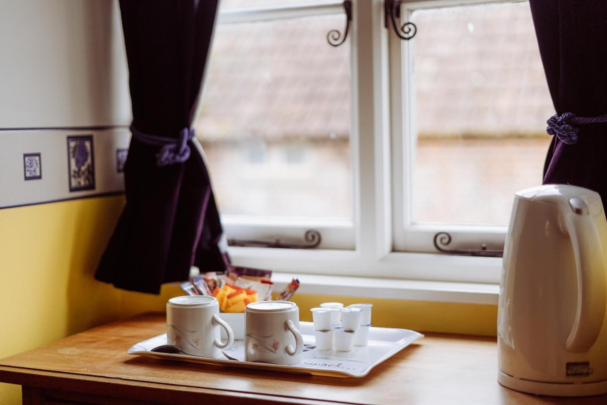 ยอลแลนด์ ฟาร์มเฮ้าส์ Bed & Breakfast ทอนทัน ห้อง รูปภาพ