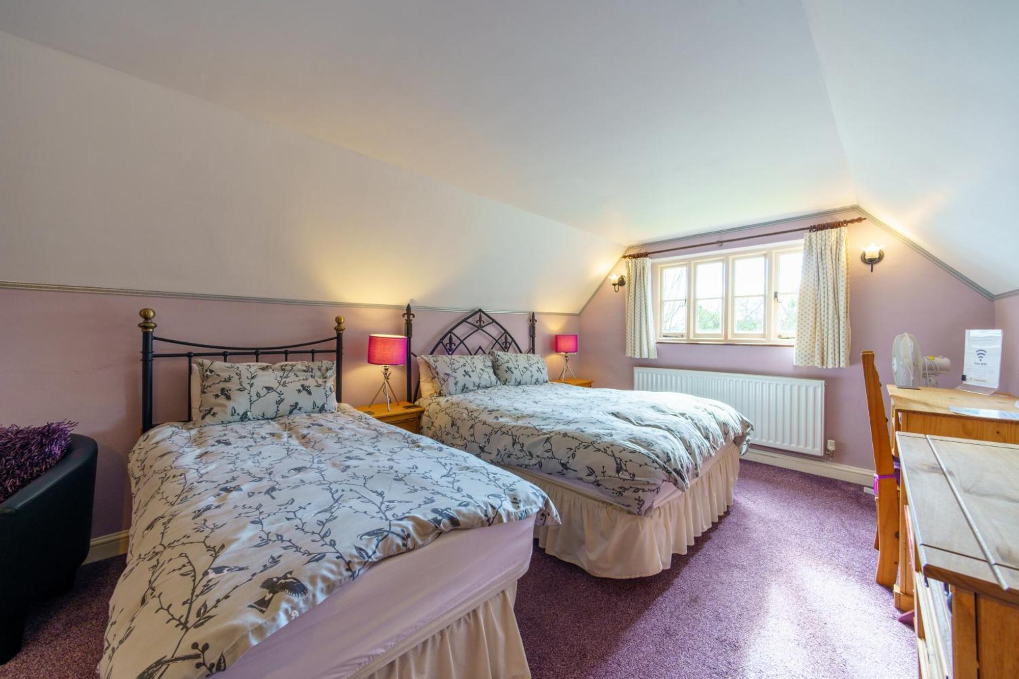 ยอลแลนด์ ฟาร์มเฮ้าส์ Bed & Breakfast ทอนทัน ห้อง รูปภาพ