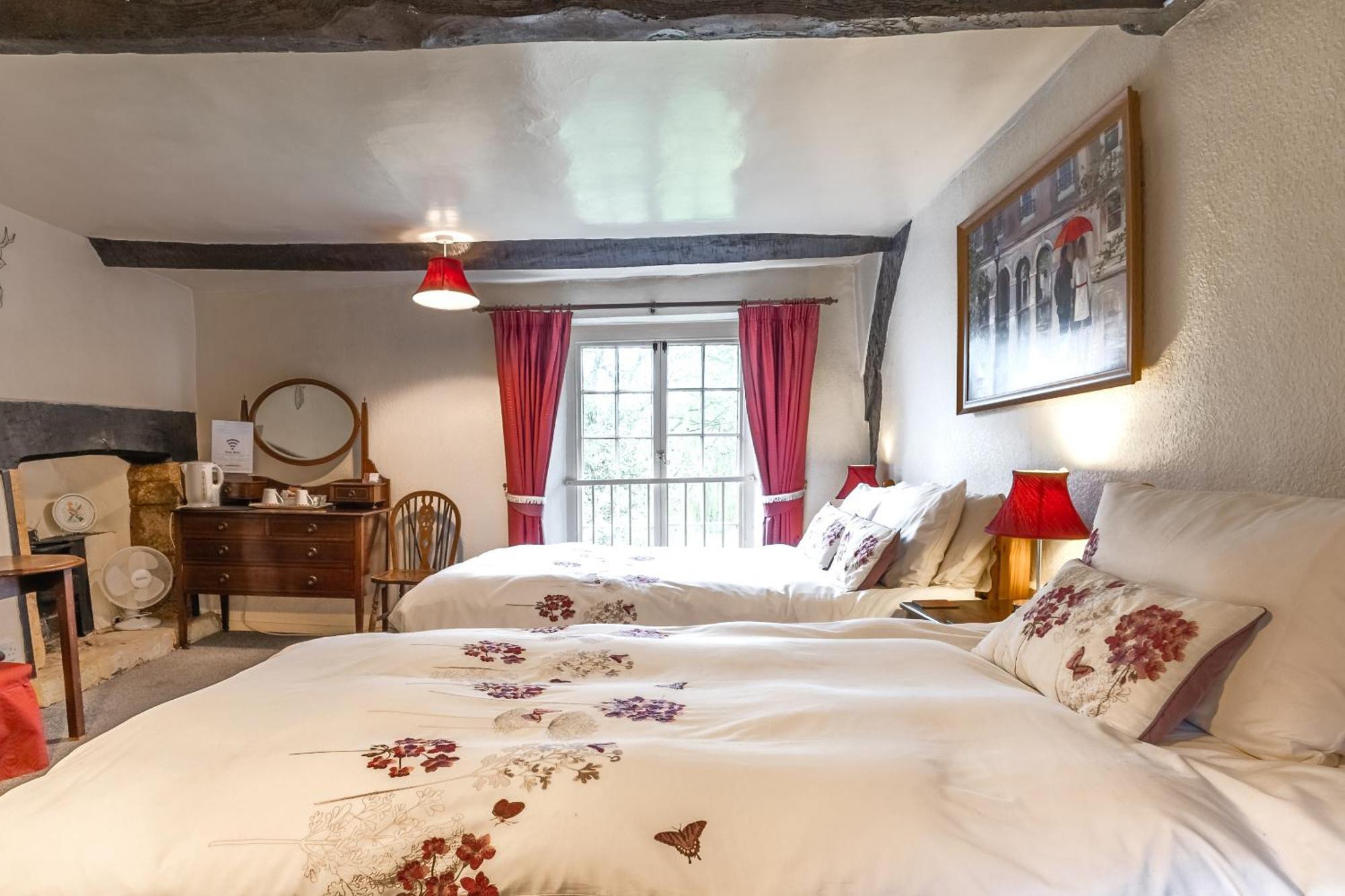 ยอลแลนด์ ฟาร์มเฮ้าส์ Bed & Breakfast ทอนทัน ห้อง รูปภาพ